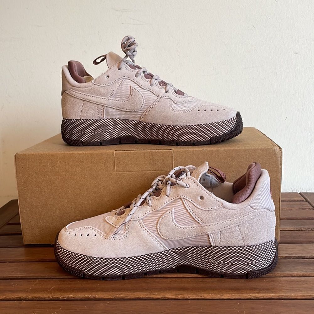 Nike Air Force 1 Wild Platinum Violet USA Women Size 7/UK 4.5/EU 38(FB2348-003) - Picture 2 of 9